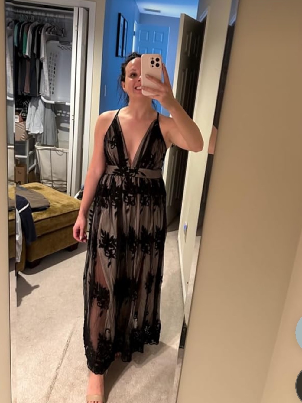 Black lace long Floral Maxi Dress with Deep V - Picture 11 of 11